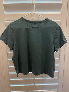 lululemon athletica Short Sleeve Crew Tee in Green Jasper